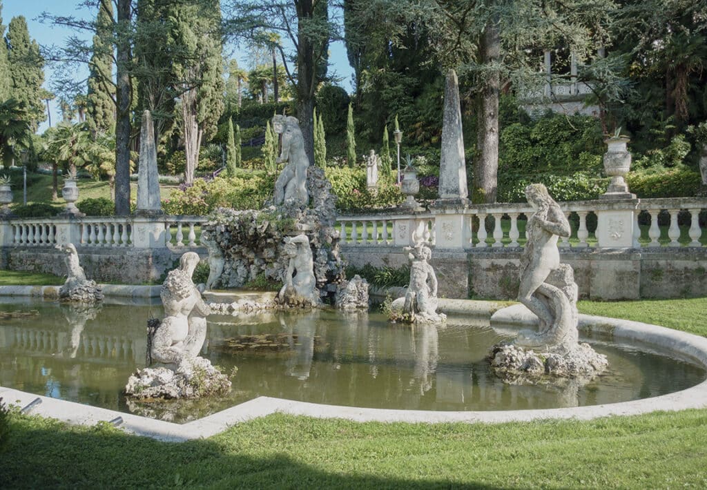 Lake garda elopement photopgrapher, videographer
